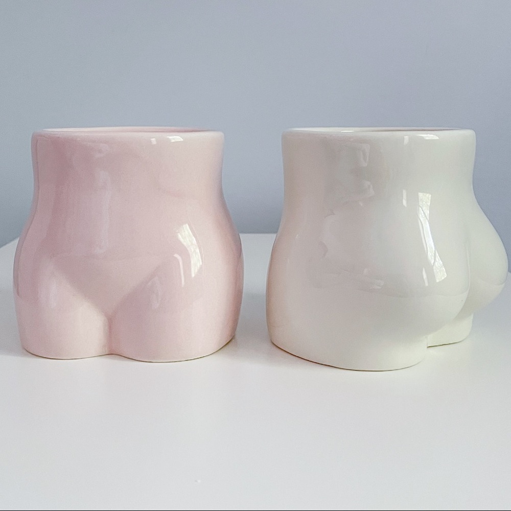 Body Vase in pink or white